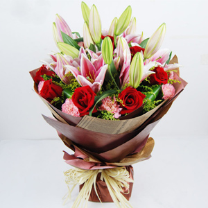 Send flowers to Hanoi on Women's Day